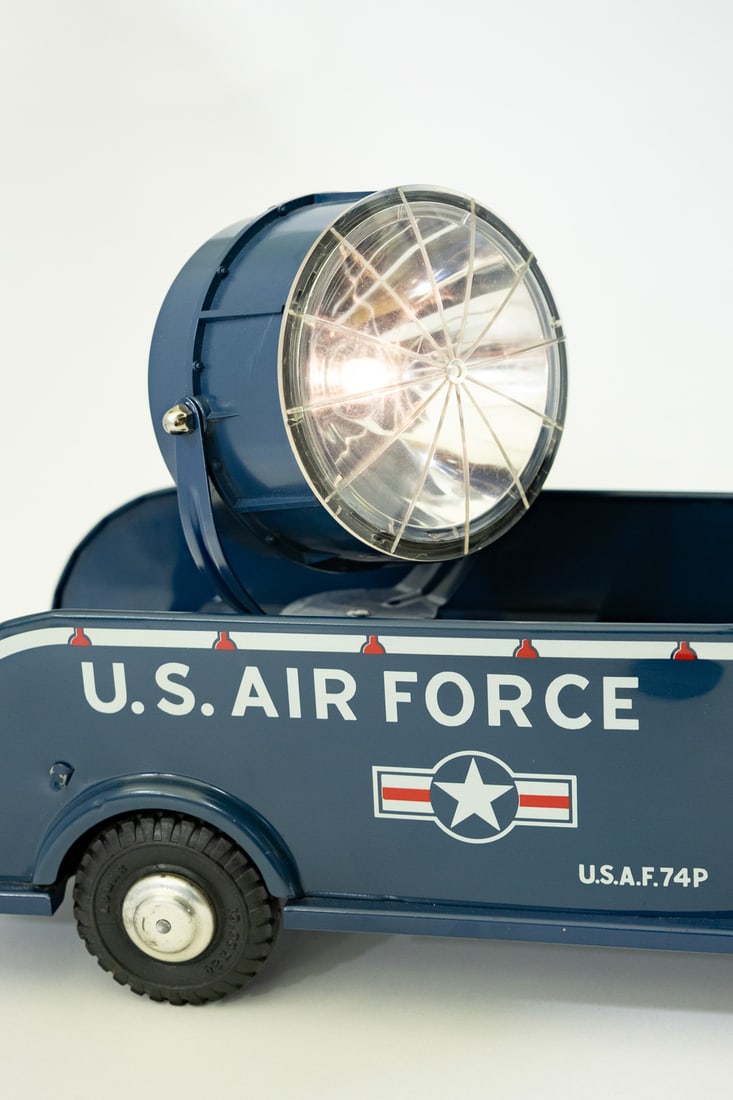 Marx Lumar U.S. Air Force Searchlight Truck - 7