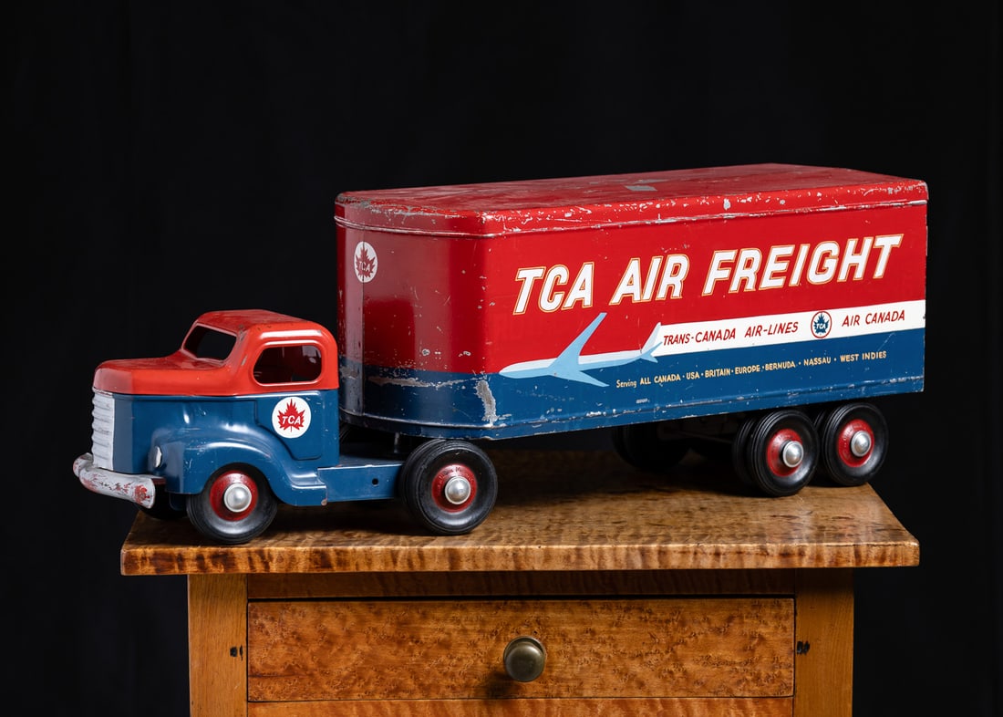 Otaco Minnitoys "TCA Air Freight" Tractor Trailer - 11
