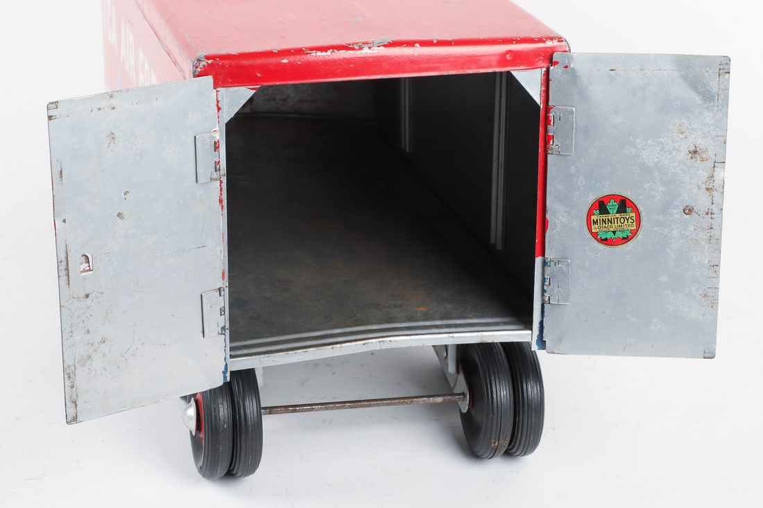 Otaco Minnitoys "TCA Air Freight" Tractor Trailer - 6