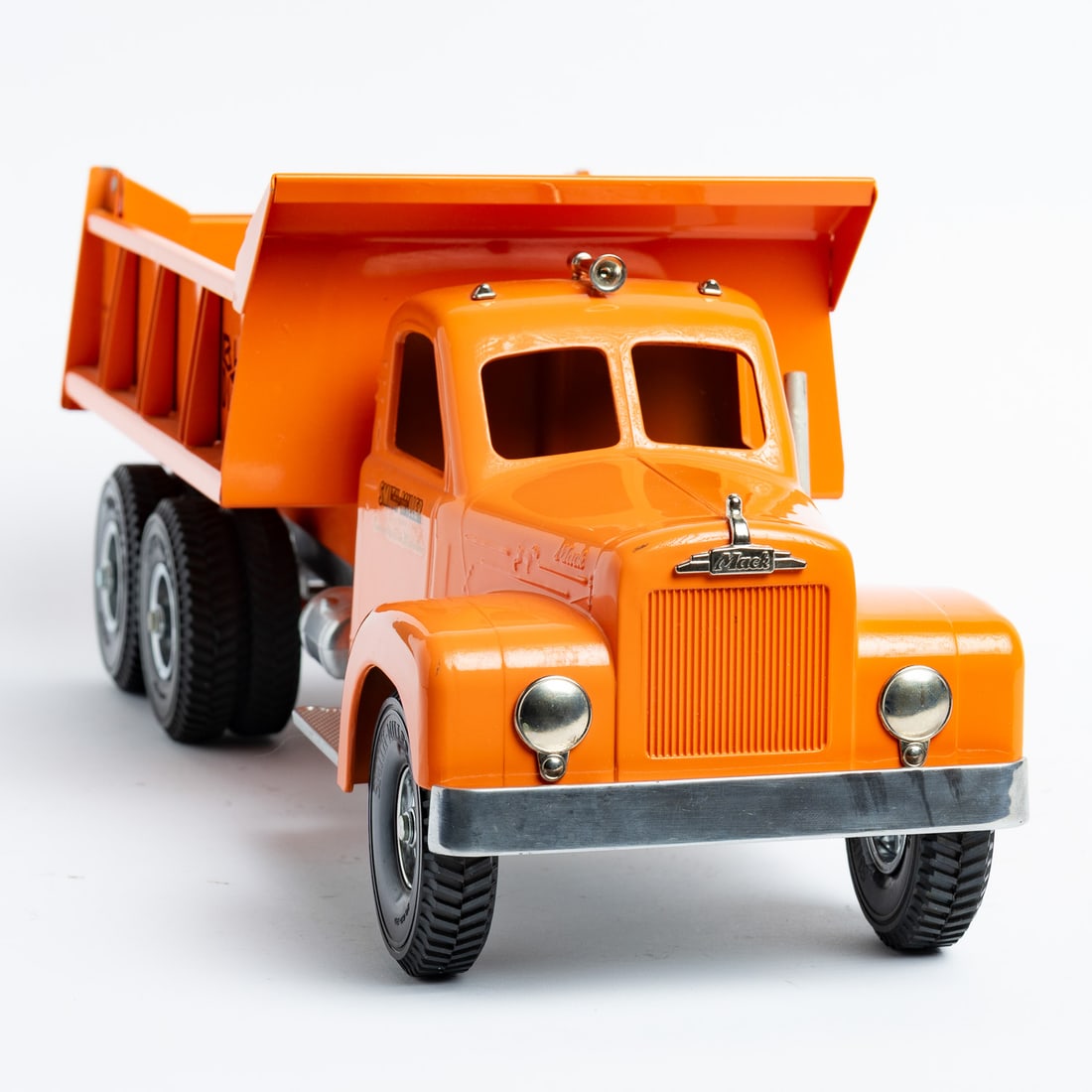 Smith-Miller Blue Diamond MACK Dump Truck - 4