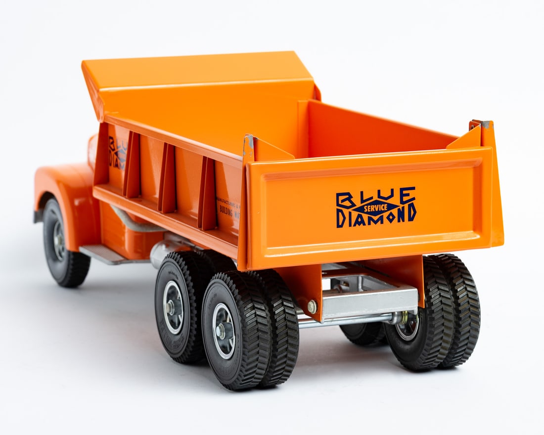 Smith-Miller Blue Diamond MACK Dump Truck - 5