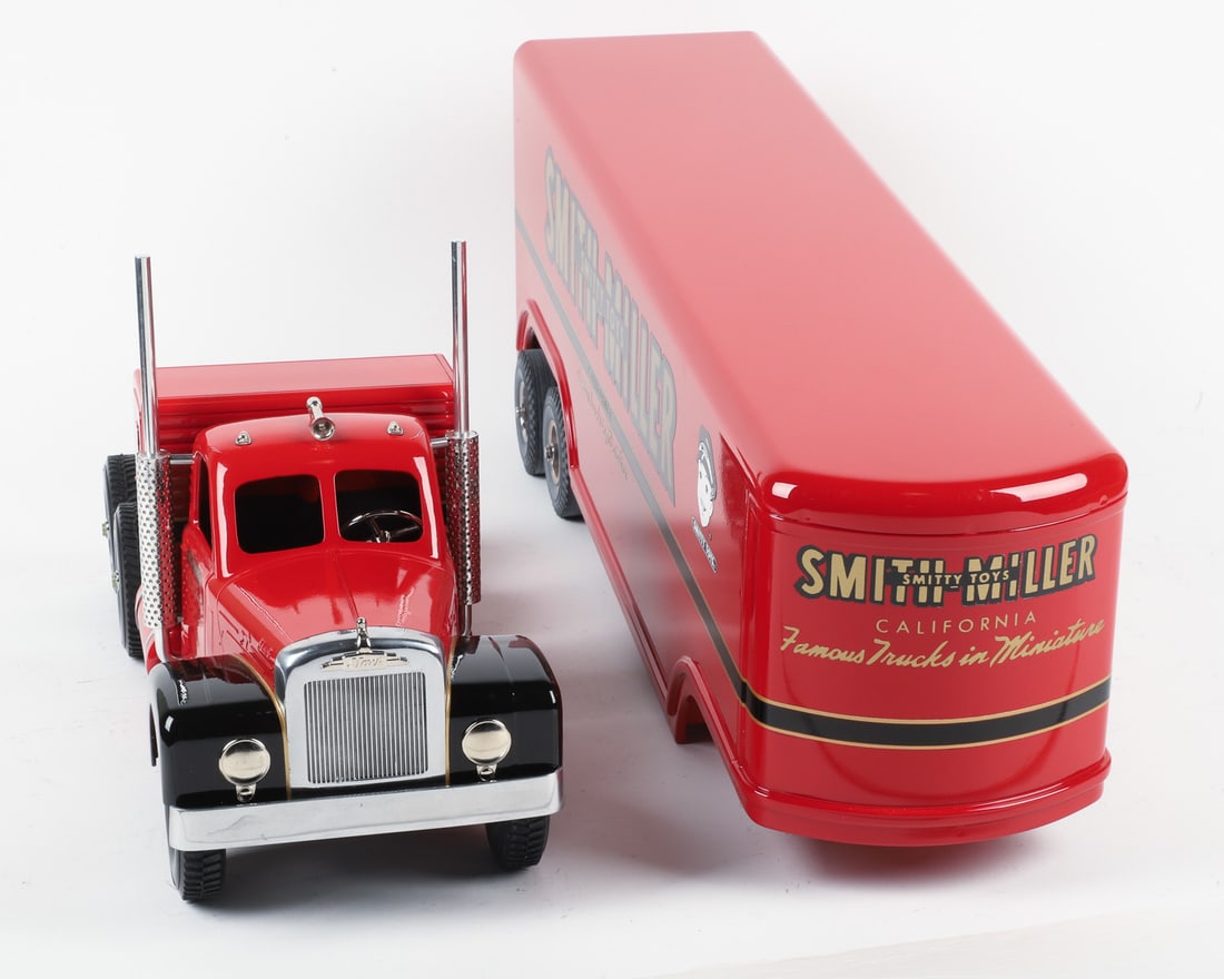 Fred Thompson Smith-Miller Limited Edition Mack B-Series Tractor Trailer (57/100) - 4