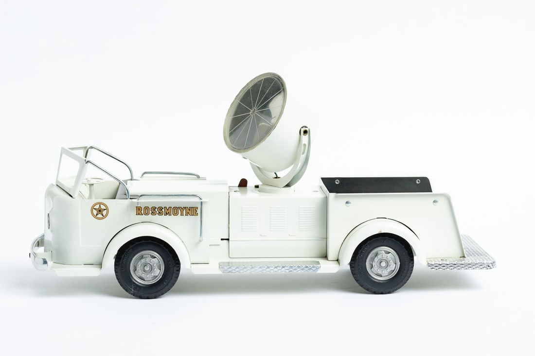 Doepke American-La France Searchlight Truck - 2