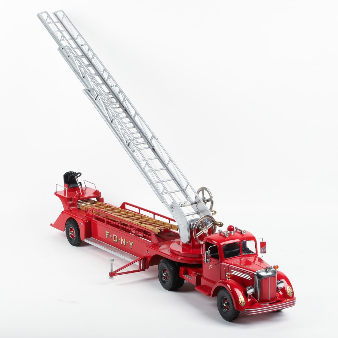 F.D.N.Y. #27 MACK Fire Truck - 4