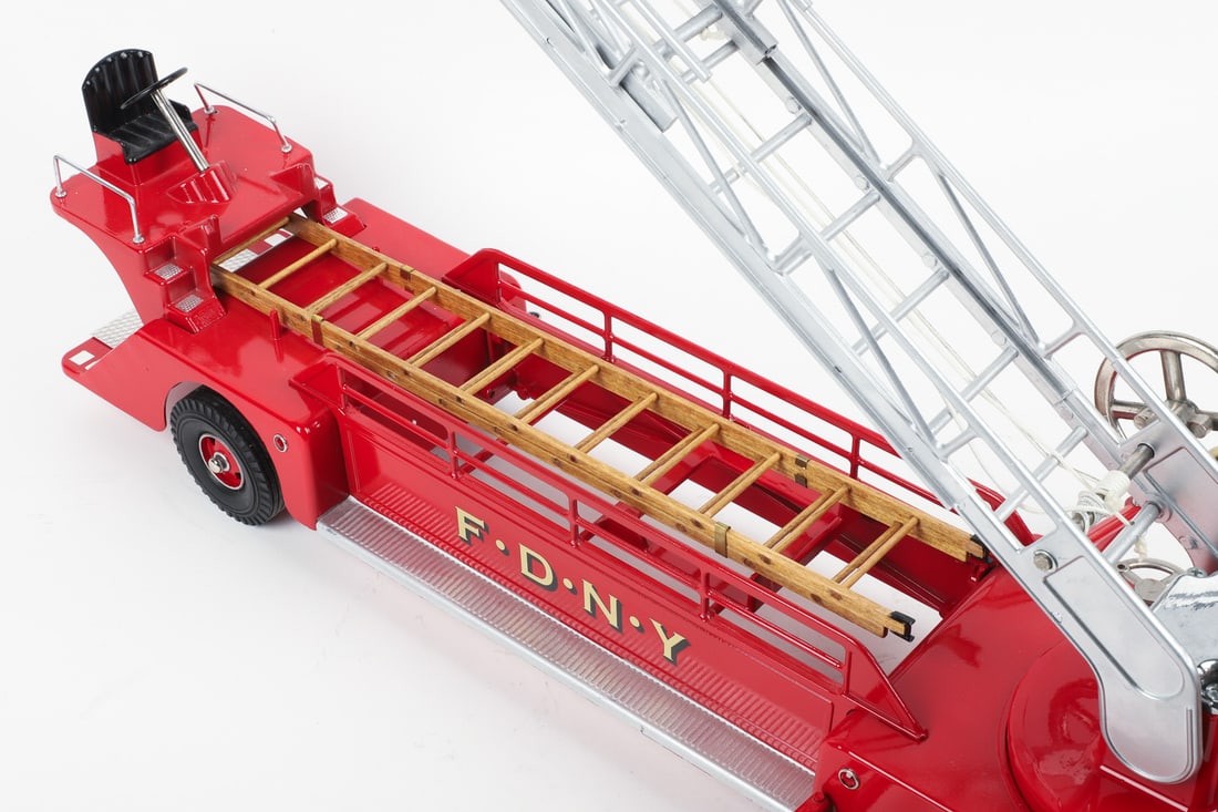 F.D.N.Y. #27 MACK Fire Truck - 5