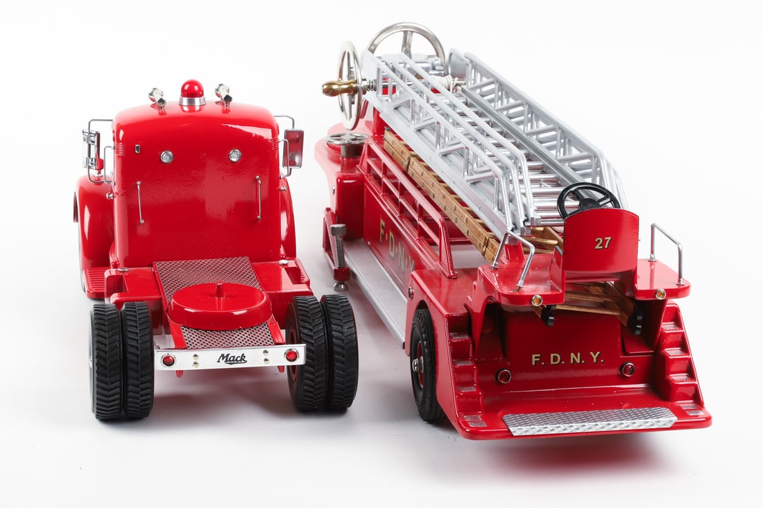 F.D.N.Y. #27 MACK Fire Truck - 7