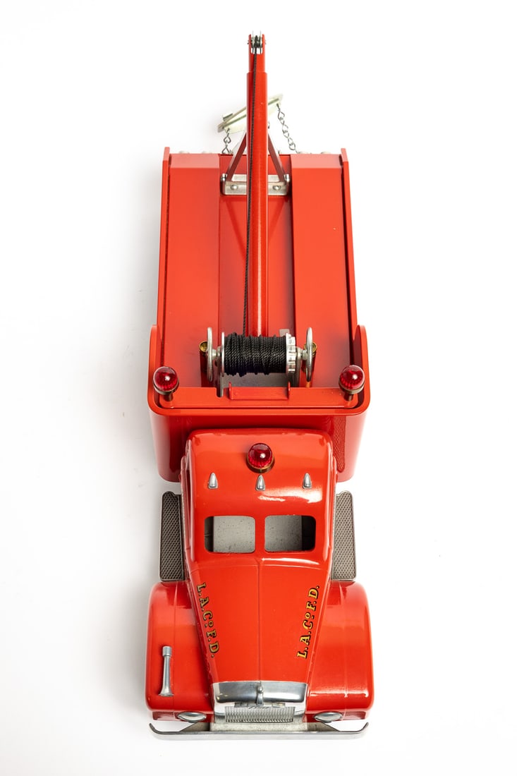 Fred Thompson Smith-Miller Limited Edition Mack B-Series L.A. County No. 1 Fire Truck (65/125) - 6