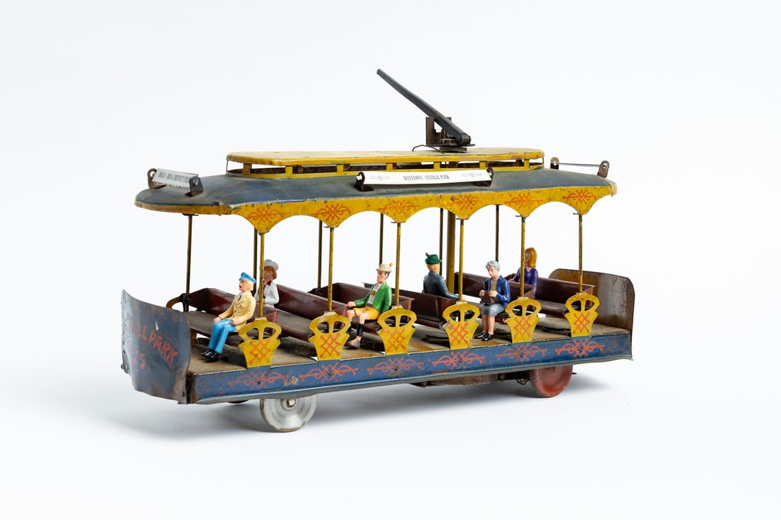 Converse "City Hall Park 175" Trolley Car - 8