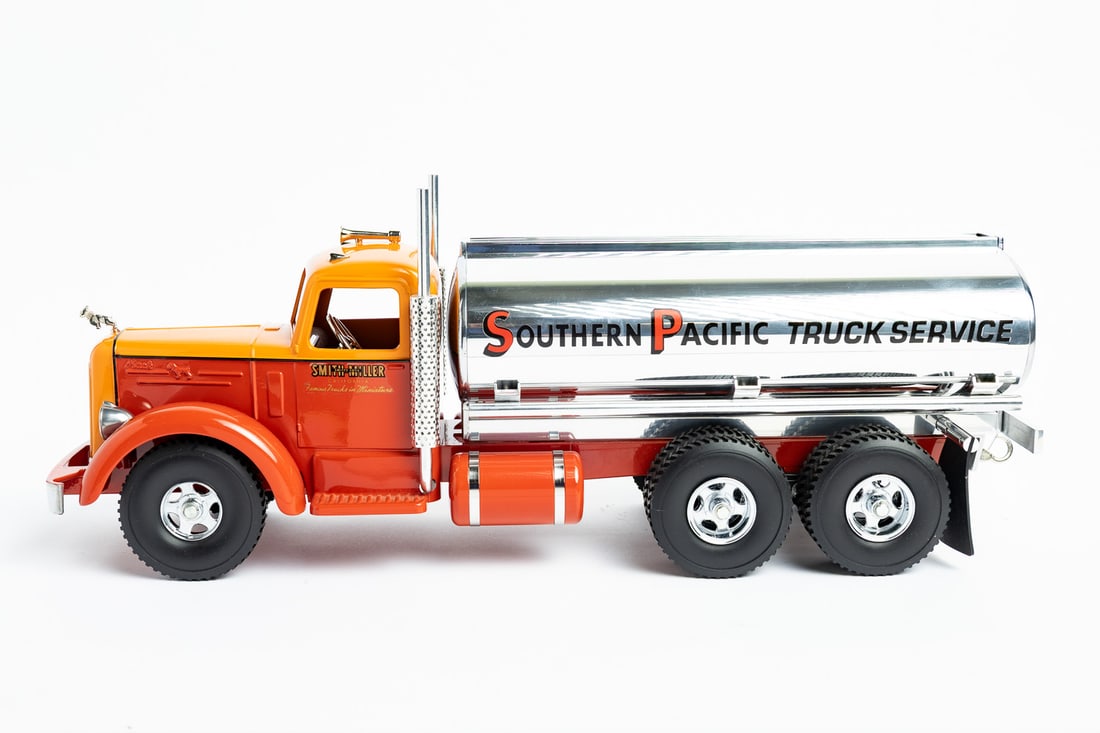 Fred Thompson Limited Edition Smith-Miller Southern Pacific Tanker Truck (28/100) - 2
