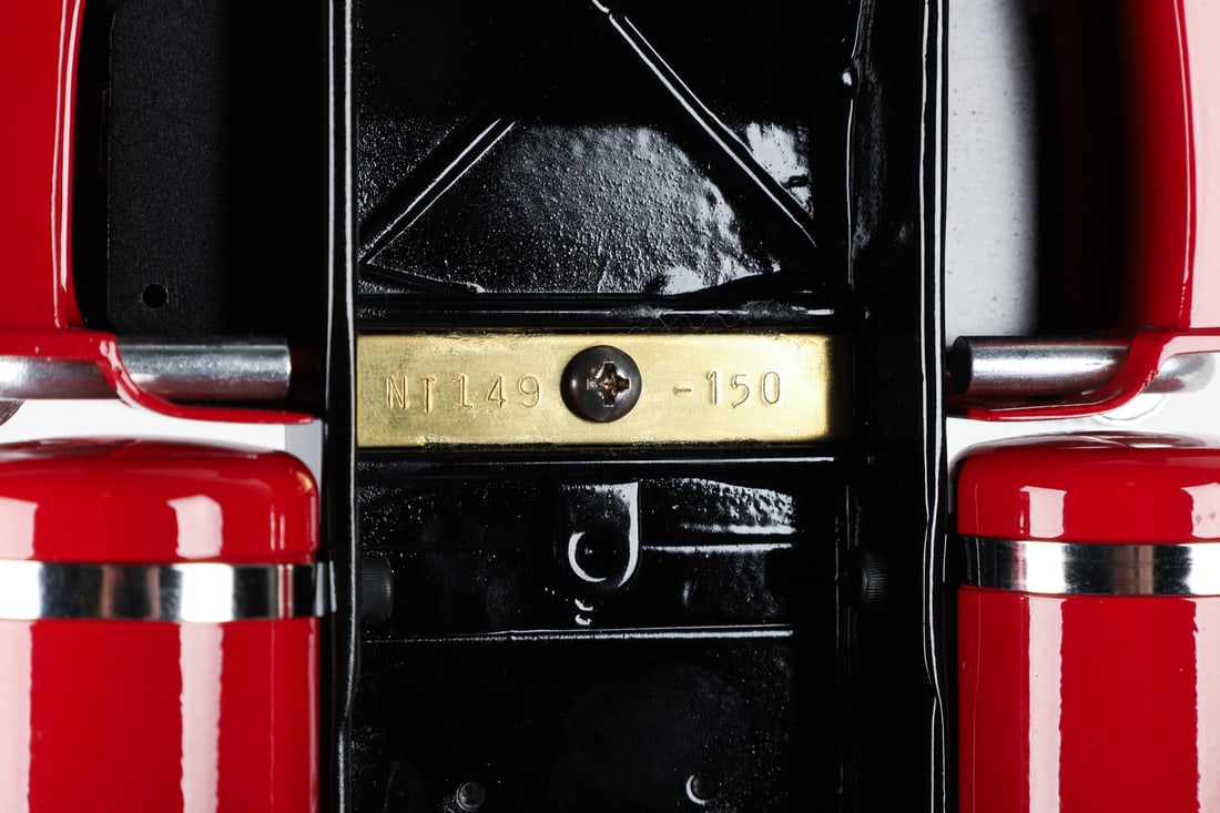 Fred Thompson Smith-Miller Limited Edition Mack L-Series Mohawk Gasoline Tanker (149/150) - 9