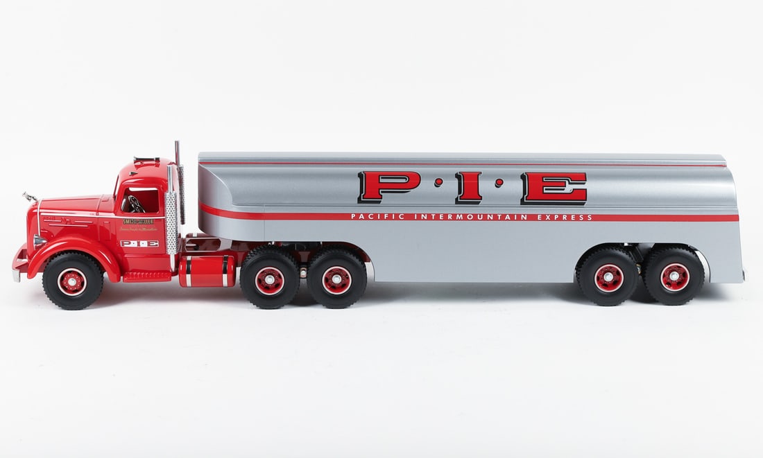 Fred Thompson Smith-Miller Limited Edition Mack L-Series "P.I.E." Tanker (42/100) - 2