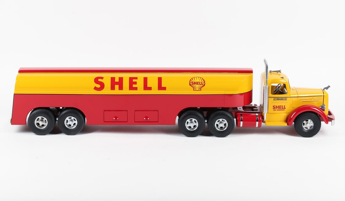 Fred Thompson Smith-Miller Limited Edition Mack L-Series Shell Tanker (30/300) - 3