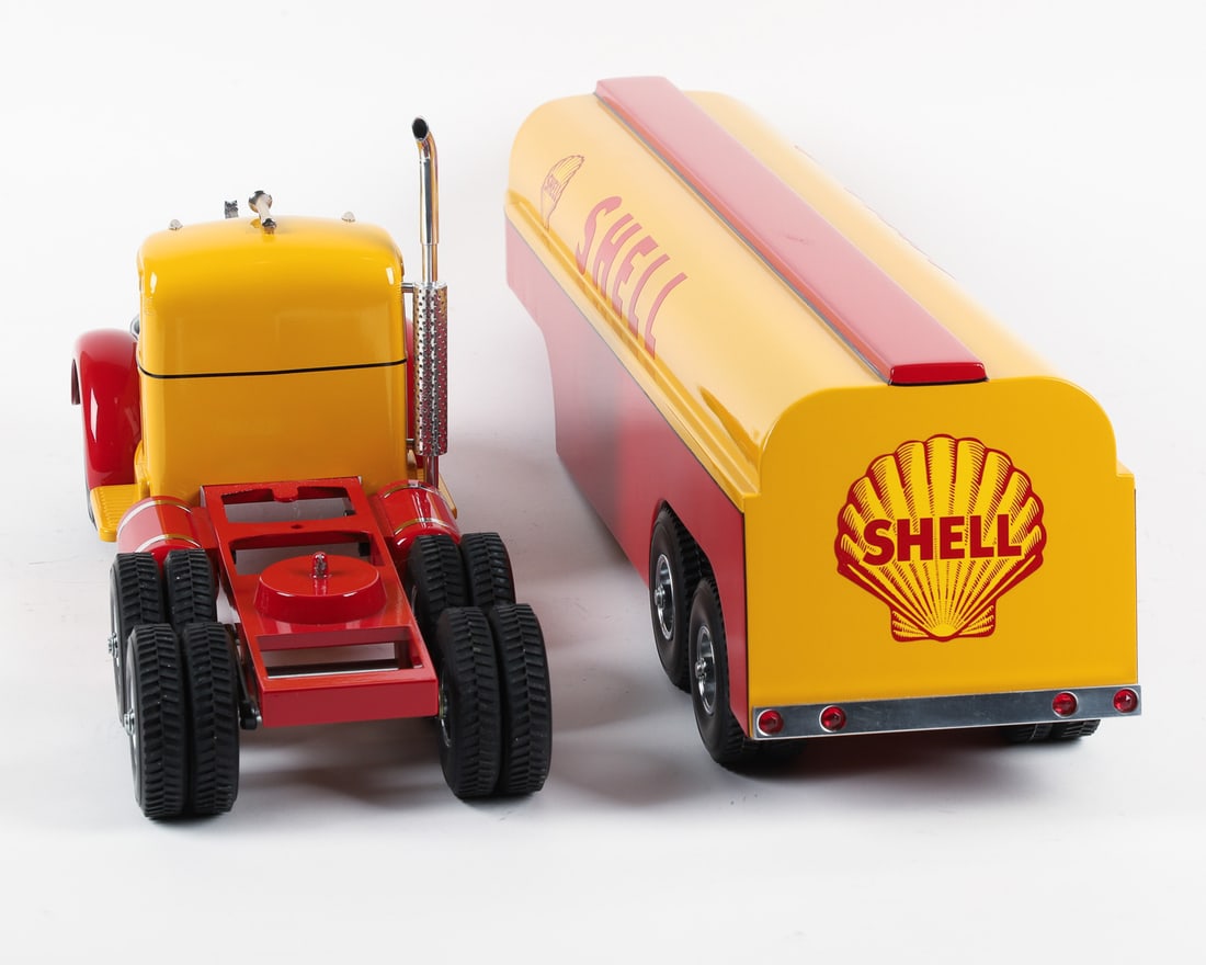Fred Thompson Smith-Miller Limited Edition Mack L-Series Shell Tanker (30/300) - 5