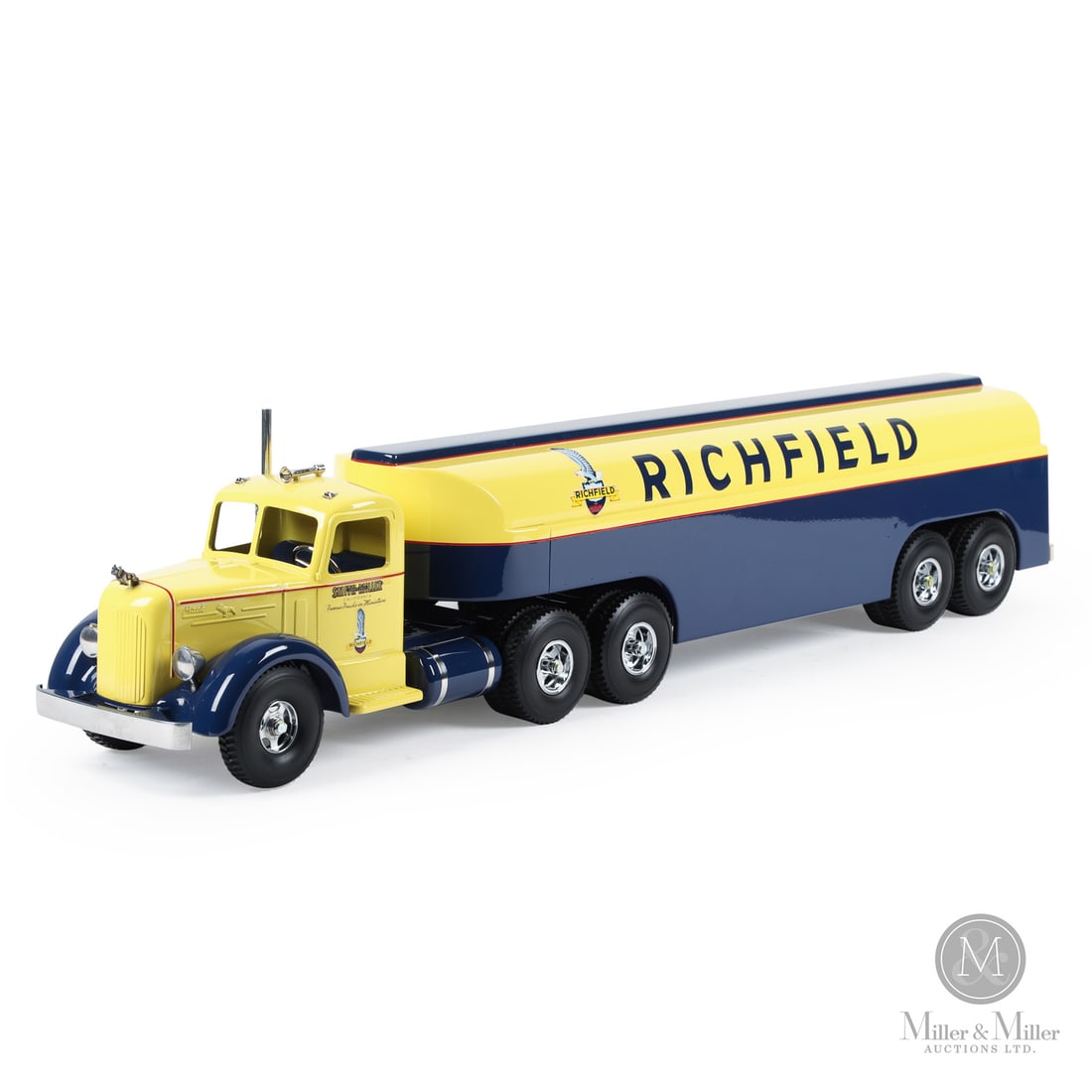 Fred Thompson Smith-Miller Limited Edition Mack L-Series Richfield Tanker (149/250): American. 1980s. Pressed steel. Fred Thompson was a long-time collector of Smith-Miller toys. In 1979, over 20 years after Smith-Miller ceased toy production, Thompson purchased the company and revive