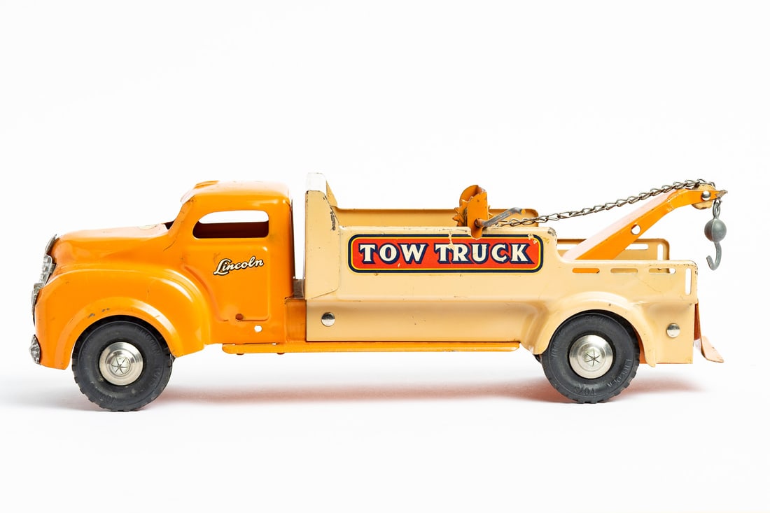 Lincoln Toys Tow Truck - 2