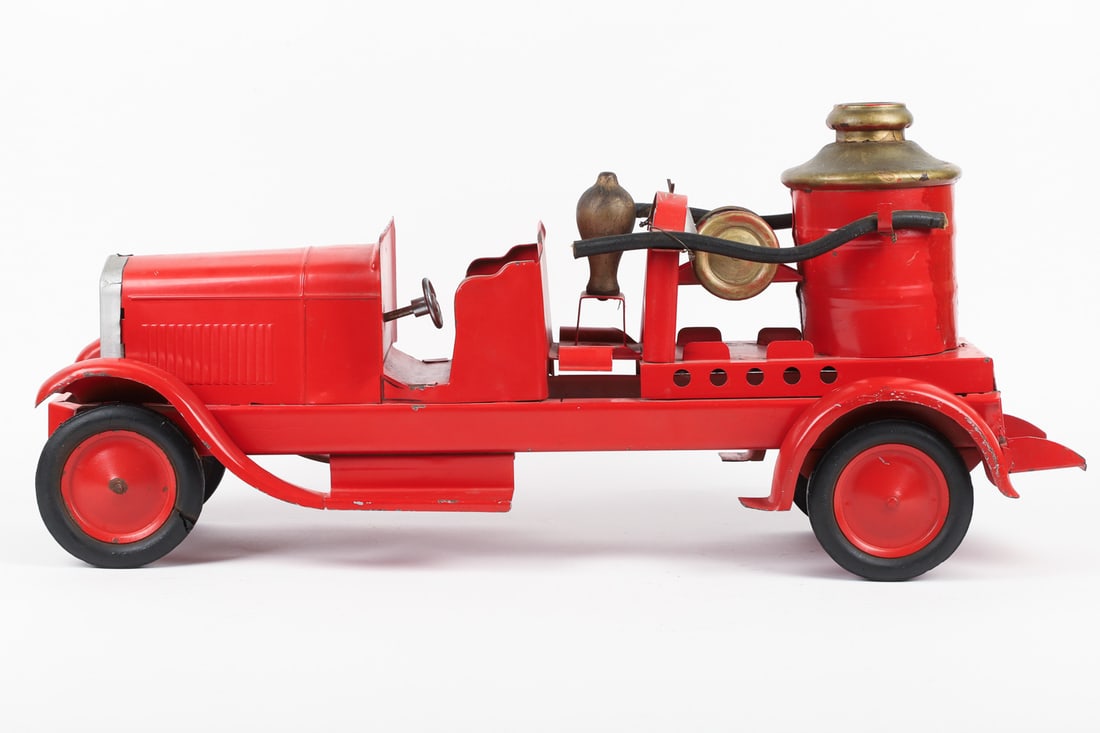 Turner Toys Steamer Fire Pumper Truck - 2