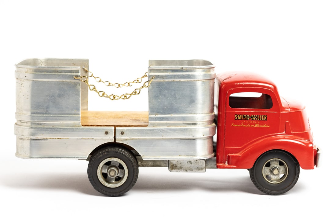 Smith-Miller Barrel Delivery Truck - 3