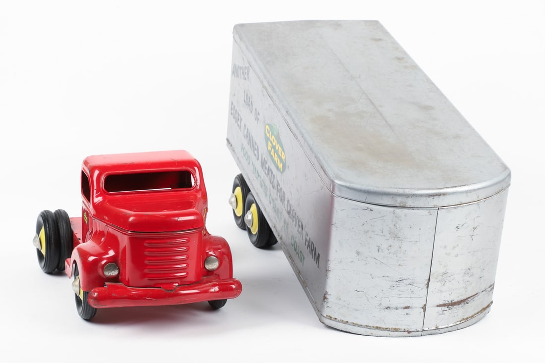 Otaco Minnitoys "Clover Farm" Tractor Trailer - 4