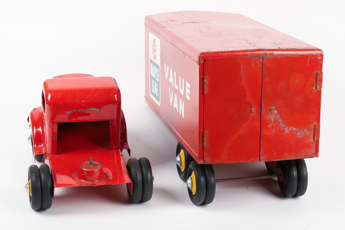 Otaco Minnitoys "Canada Packers Maple Leaf Value Van" Tractor Trailer - 5