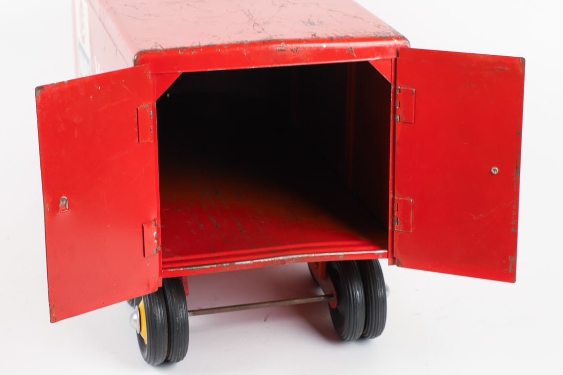 Otaco Minnitoys "Canada Packers Maple Leaf Value Van" Tractor Trailer - 6