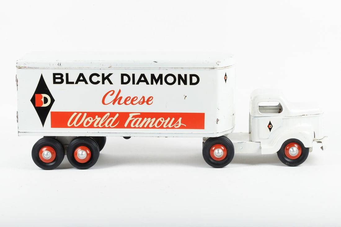 Otaco Minnitoys Bilingual "Black Diamond Cheese" Tractor Trailer - 3