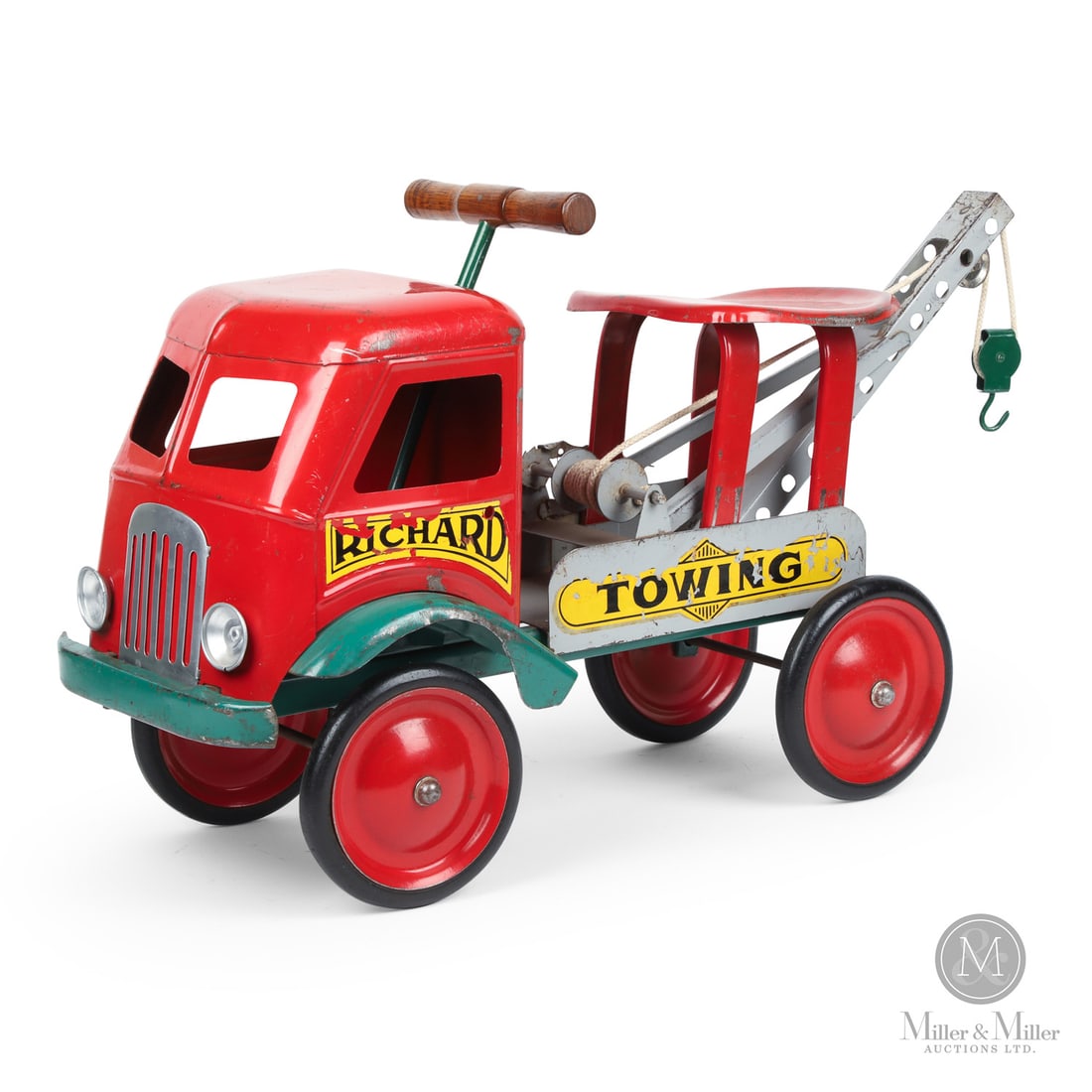 Richard Toys "Ride-on" Tow Truck (1 of 7)