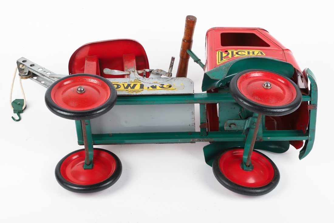 Richard Toys "Ride-on" Tow Truck - 7