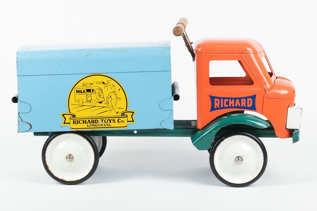 Richard Toys "Sit-n-Ride" Box Milk Truck - 3