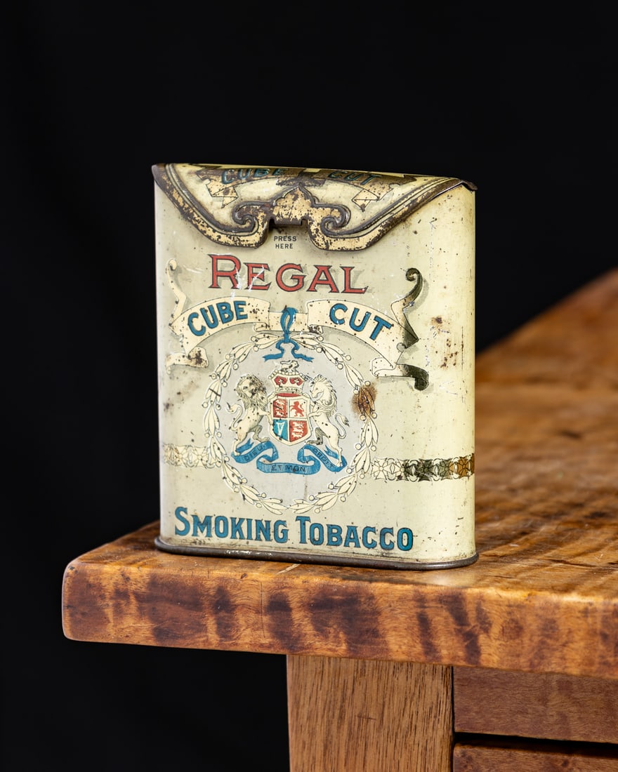 Regal Cube Cut Pocket Tin - 8