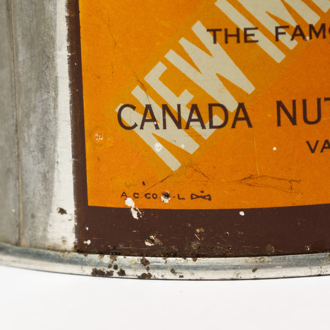 Squirrel Peanut Butter 26 oz Tins - 9