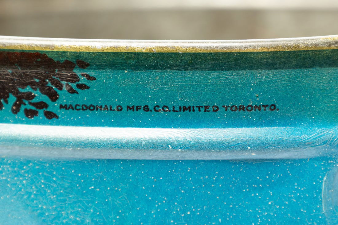 Moonlight Mellos and Bredin's Cherry Cake Tins - 13