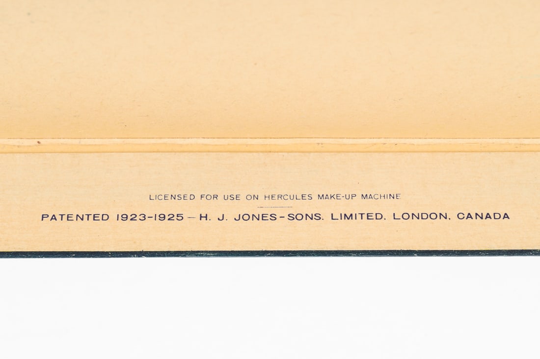 Hollywood Swimming Suits Box - 7