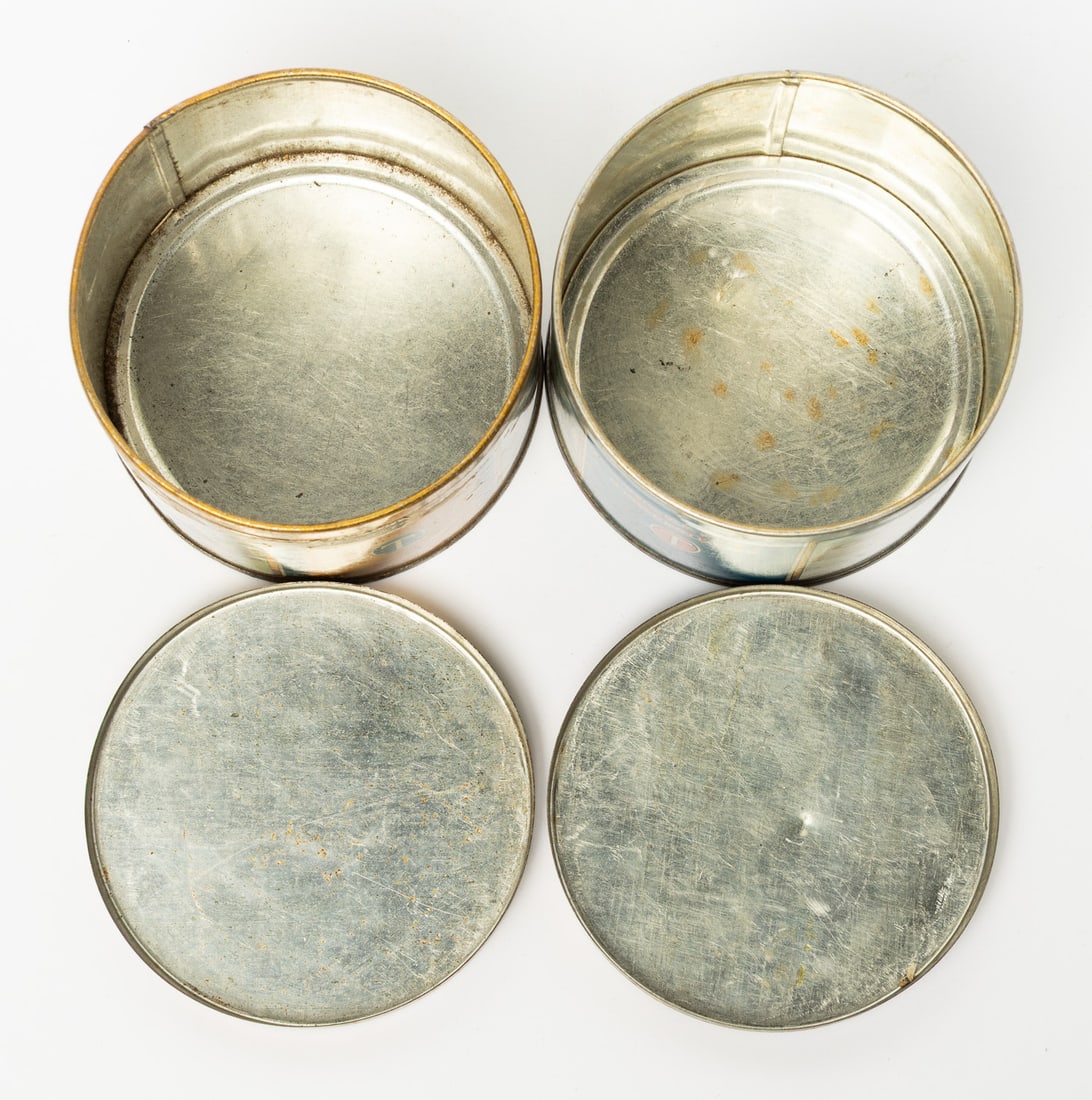 Tucketts Orinoco Tobacco 1/2 LB Canisters and 1/4 LB Box - 10