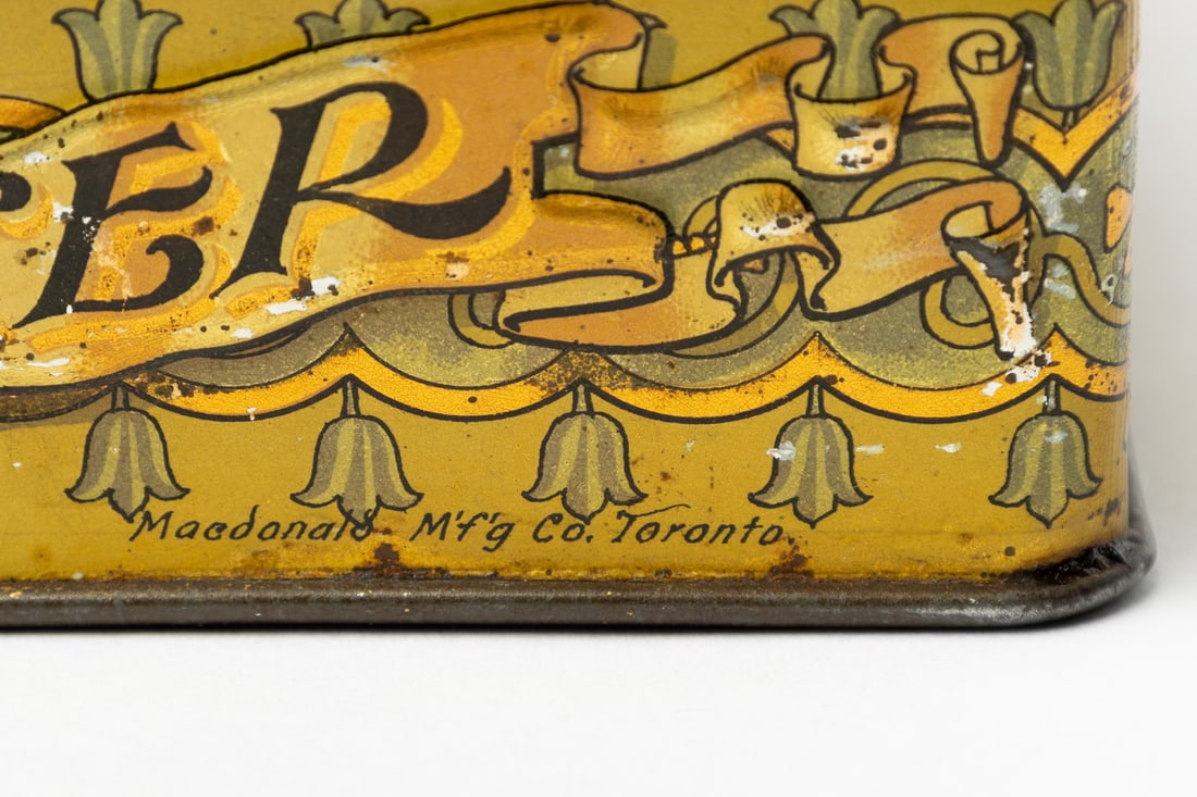 The Rock City Poker Tobacco Tins - 14