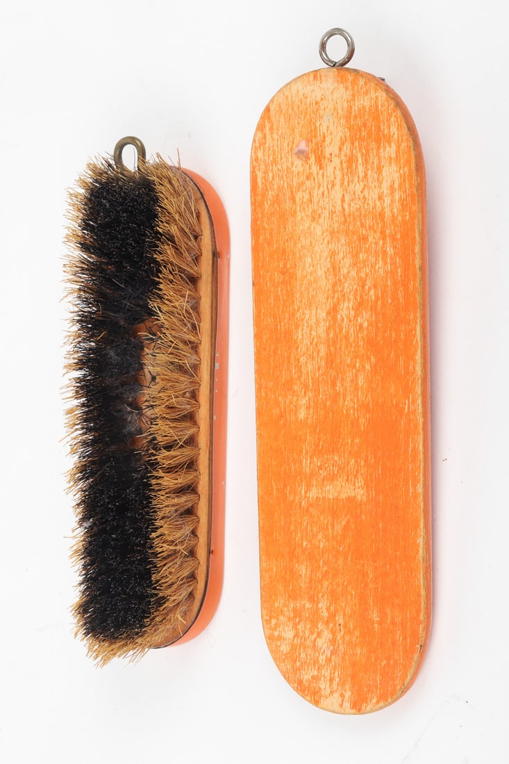 Frontenac Ale Brush Set - 4