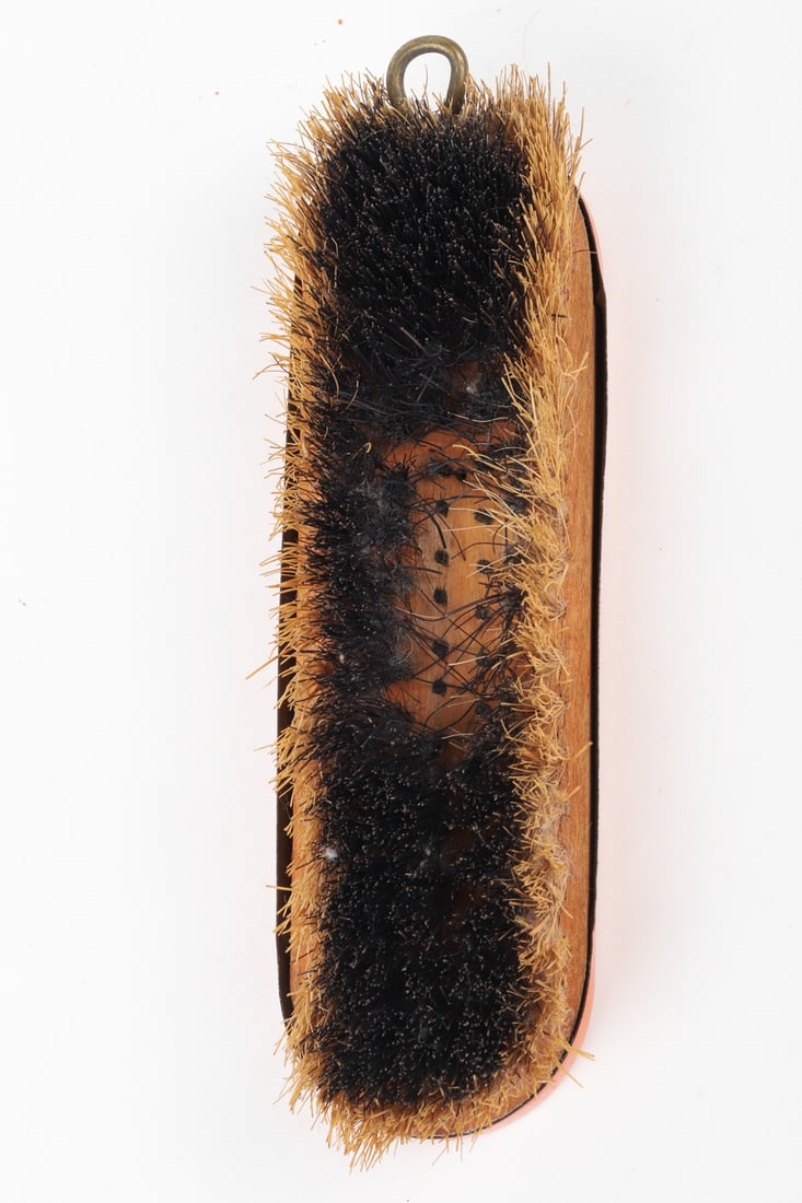 Frontenac Ale Brush Set - 5