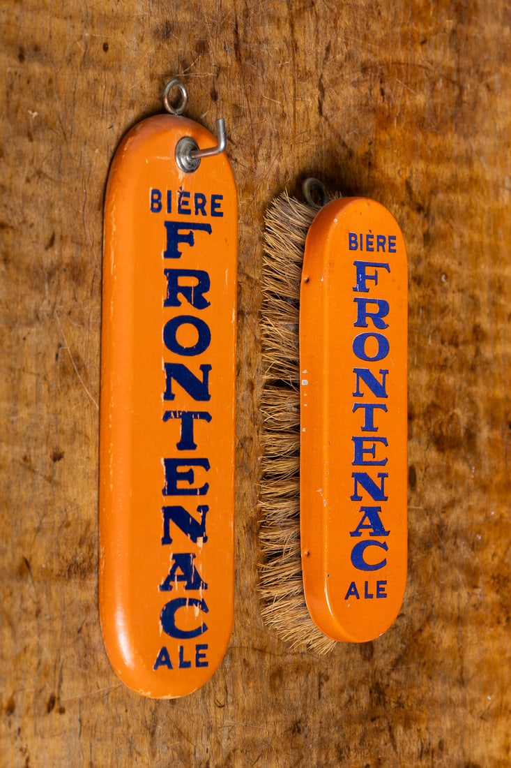 Frontenac Ale Brush Set - 6