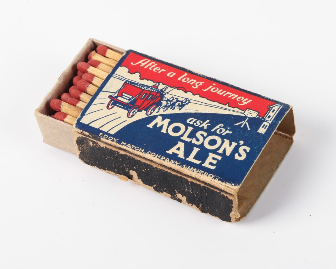 Molson's Ale Porcelain Ashtray & Matchbox - 10