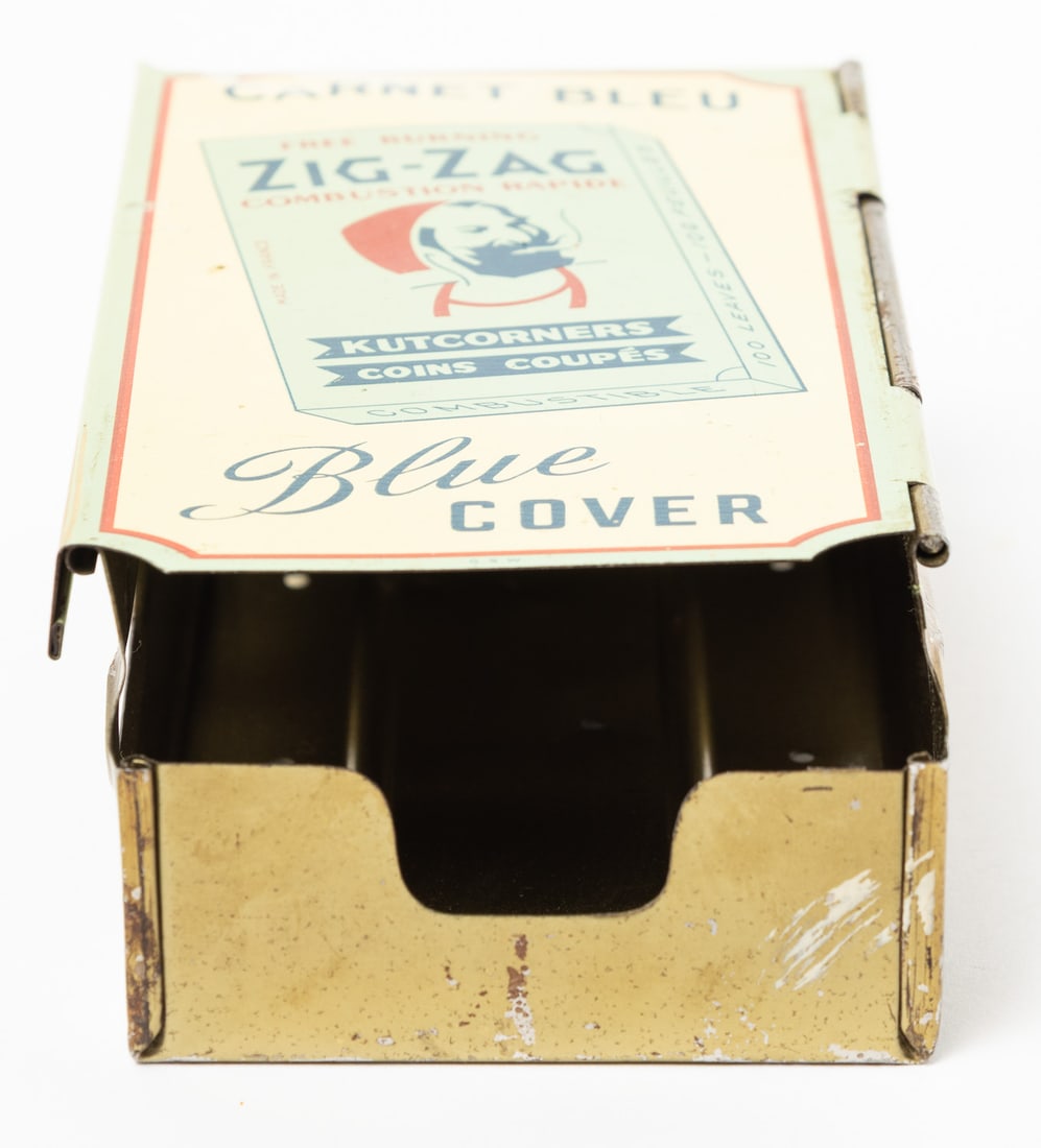 Zig-Zag Blue Cover Cigarette Paper Dispenser - 5