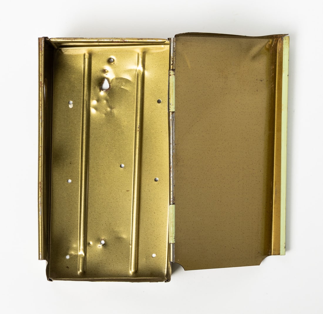 Zig-Zag Blue Cover Cigarette Paper Dispenser - 7