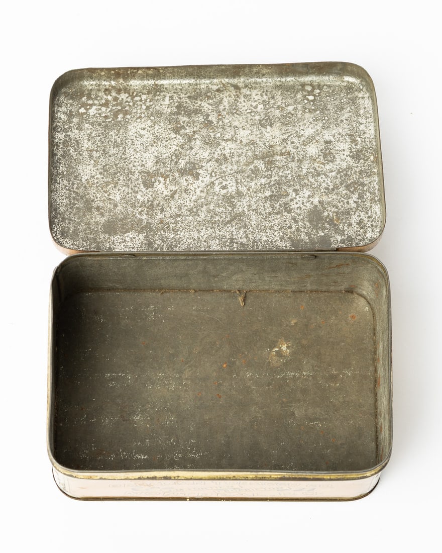 The Puritan, Tono-Sama and Crown Tobacco Tins - 5