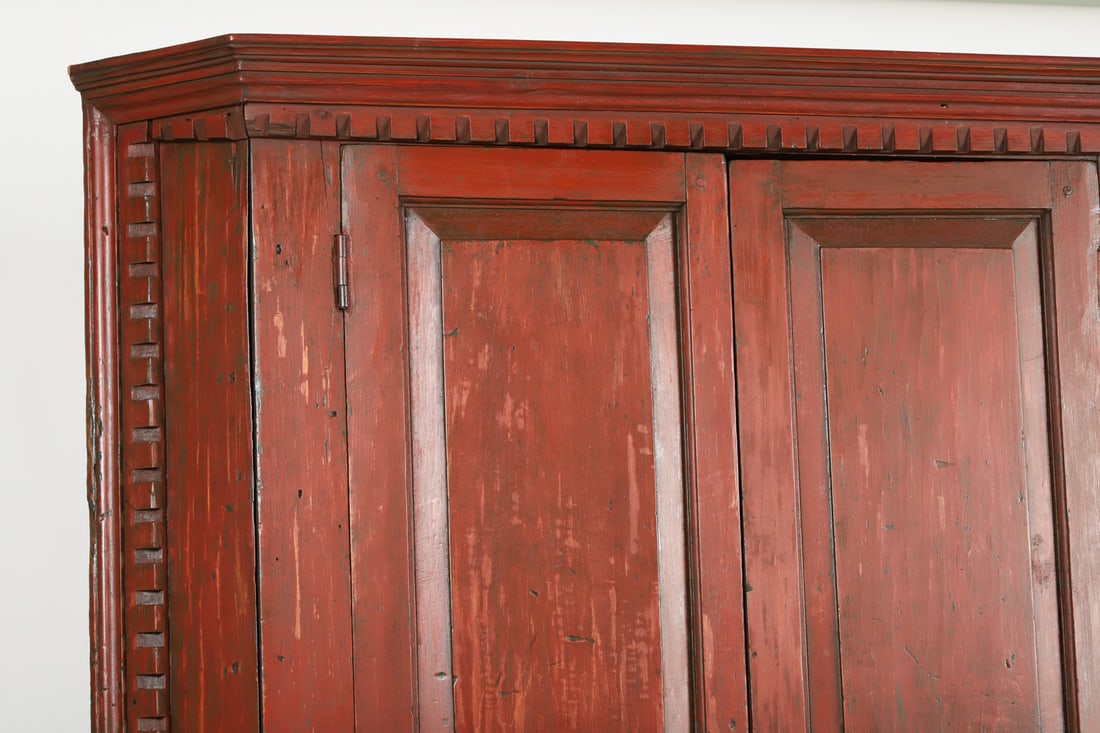 Quebec Six-Panel Corner Cupboard - 7