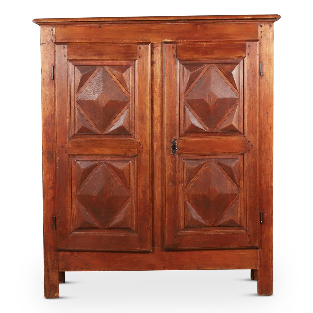 Quebec Diamond Point Armoire - 3