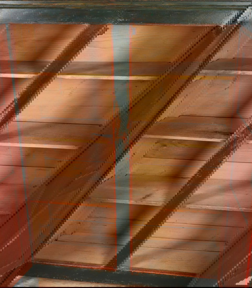 12-Panel Quebec Armoire - 6