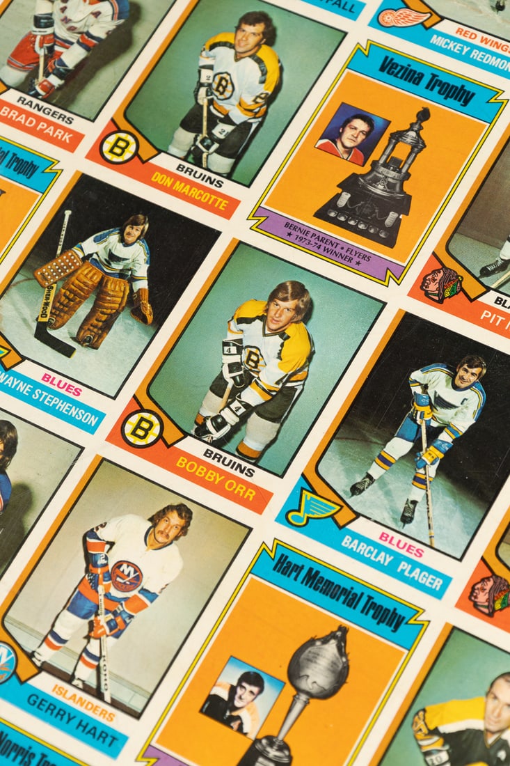 1974-1975 O-Pee-Chee Uncut Sheet Pair - 10