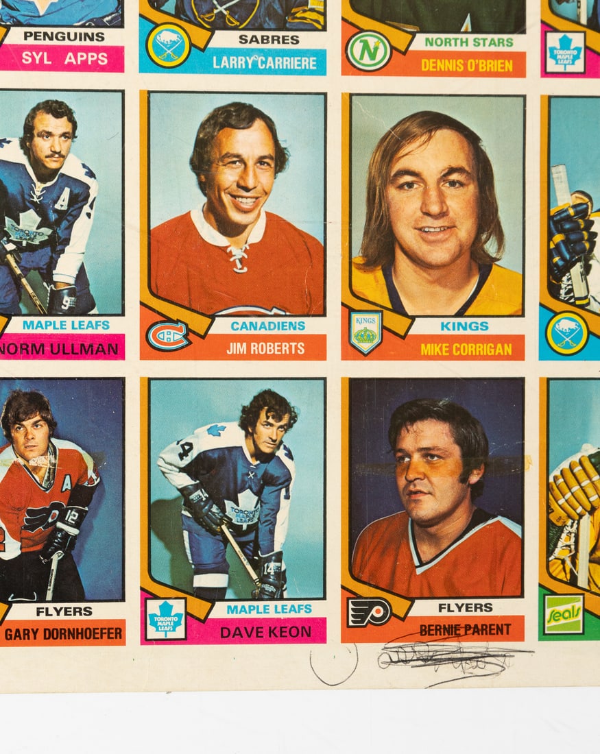 1974-1975 O-Pee-Chee Uncut Sheet Pair - 5