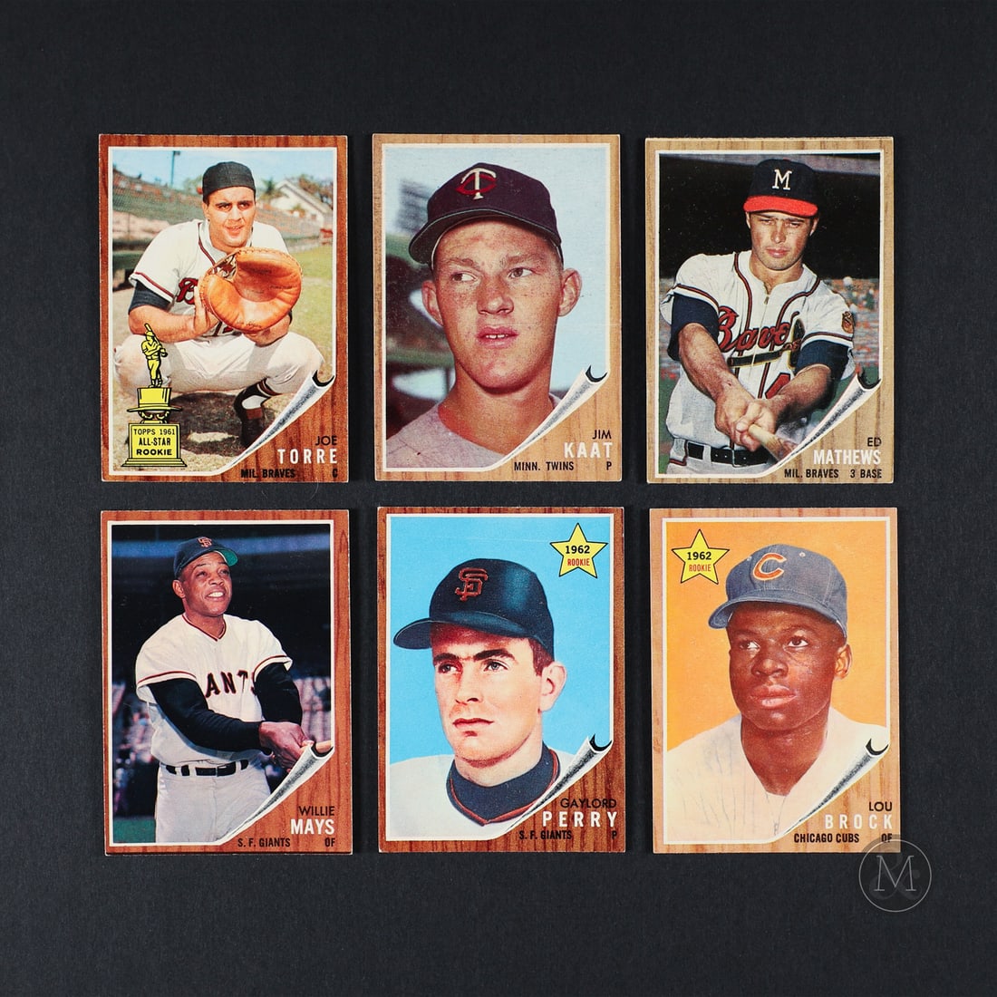 1962 Topps Baseball Partial Set (277/598): The 1962 Topps baseball partial set offered here includes 277/598 cards in the set but retains most key examples, with many being in excellent+ condition. Most notably, the group includes both the Lou