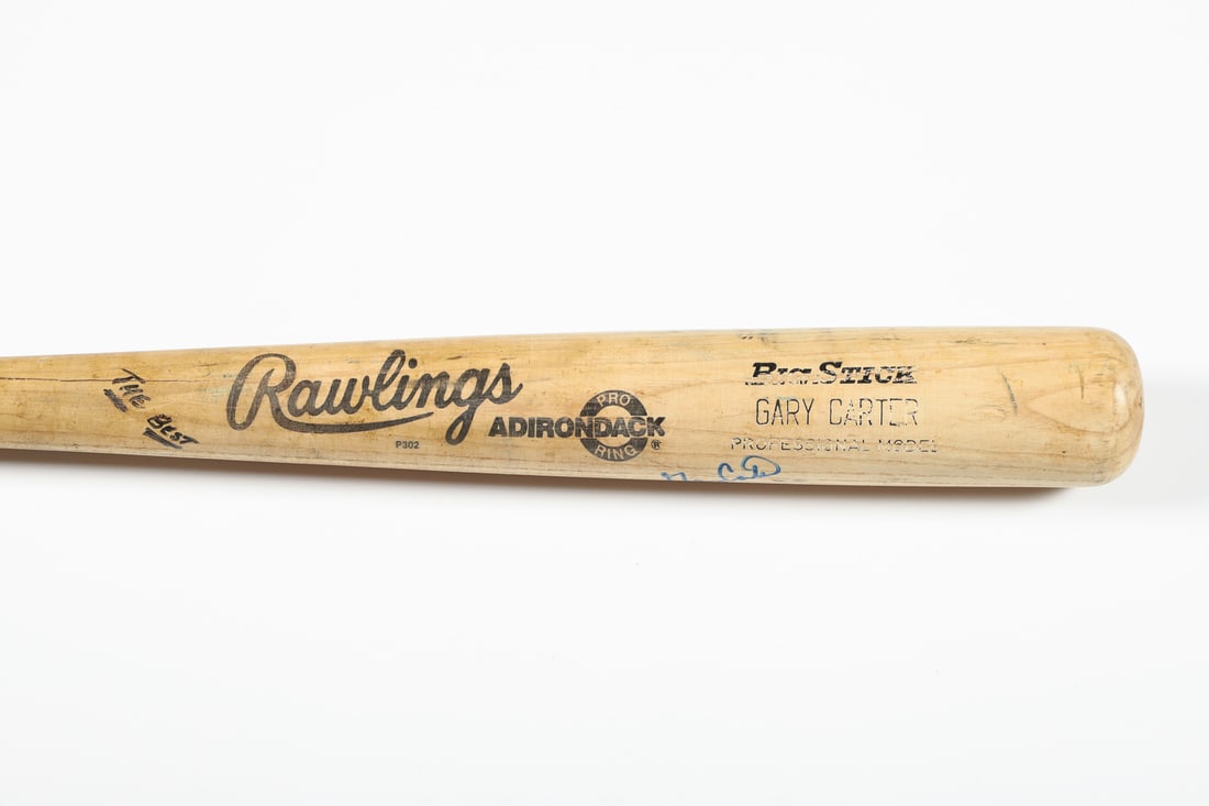 1988 Gary Carter Game Used and Signed Bat - 3