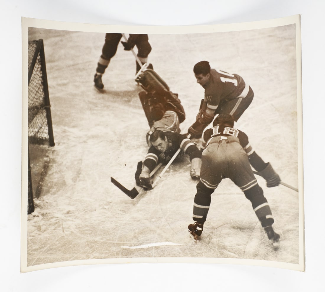 1940s NHL Action Newscast Original Photos (6) - 13