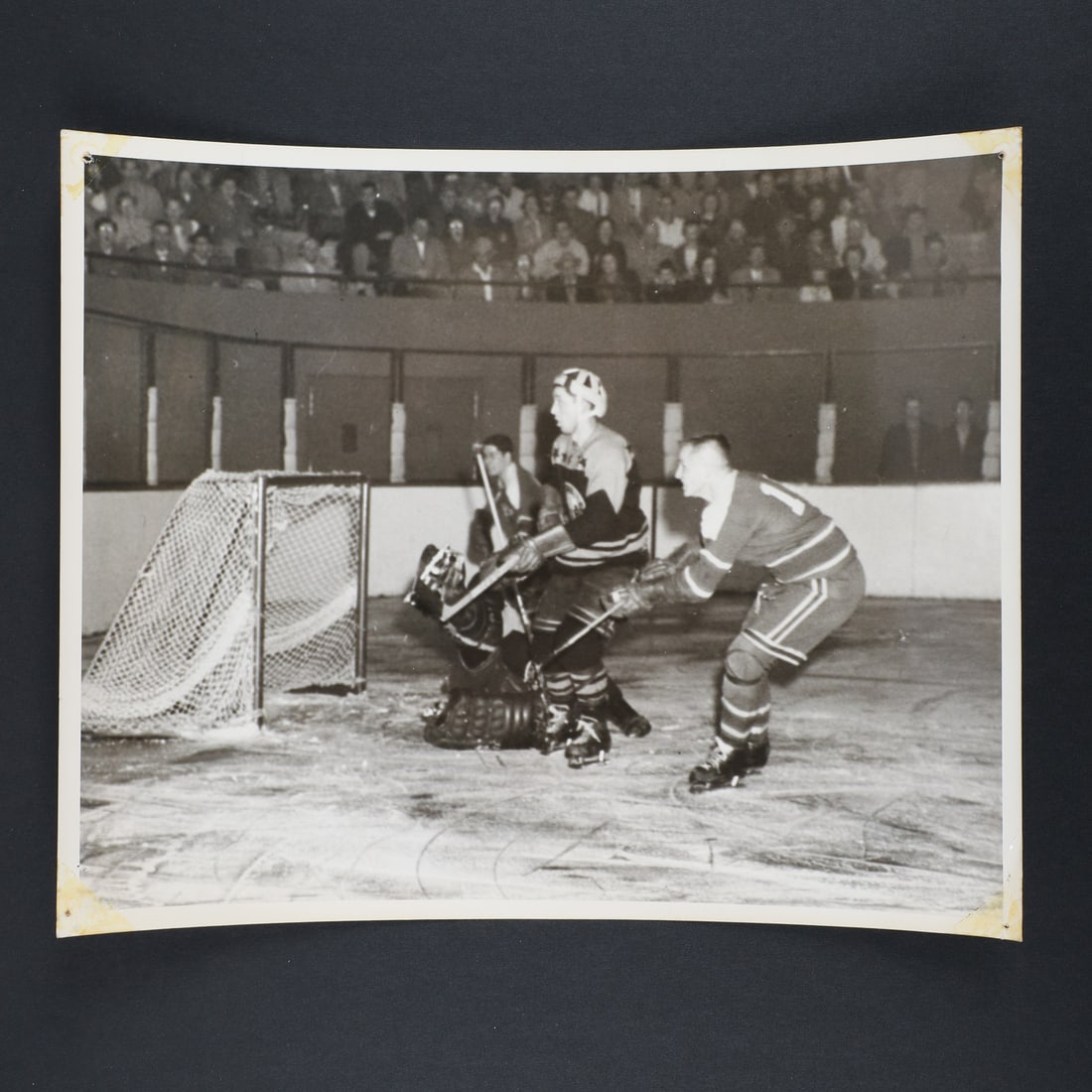 Collection of News Photos and Maple Leaf Gardens Framed Photos - 14